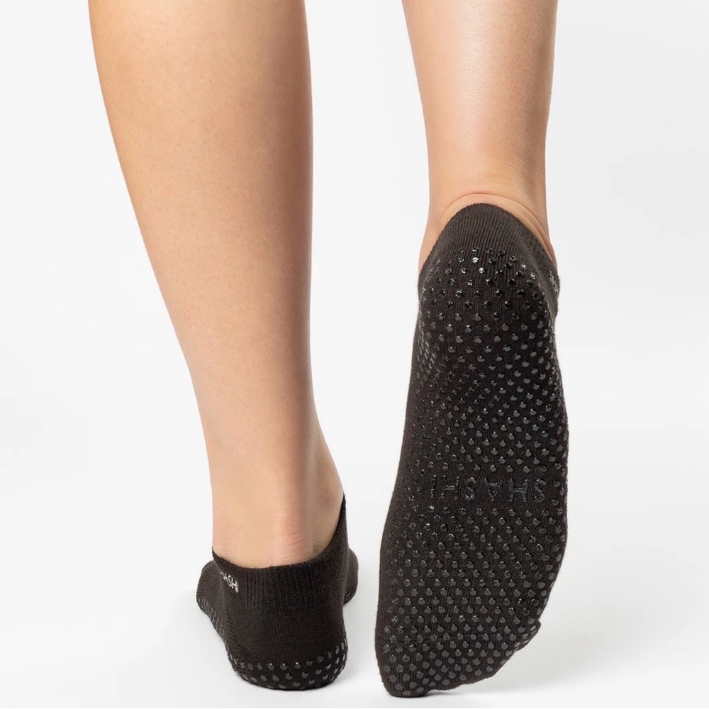 SHASHI Grip Socks